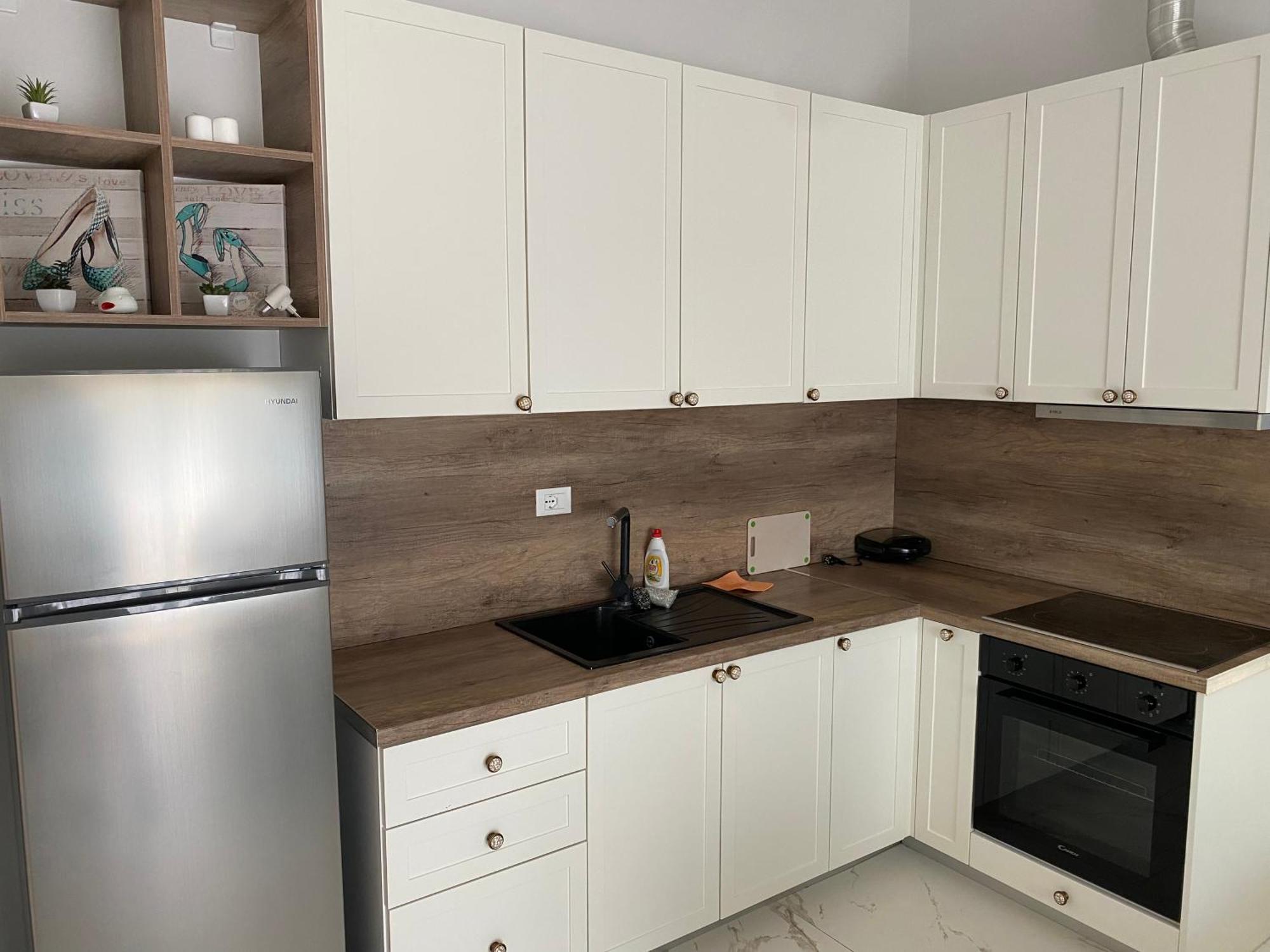 Edan Apartments Vlorë Buitenkant foto